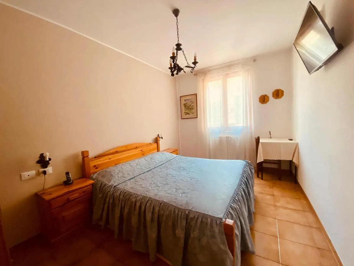 Locanda Del Boscaiolo Monasterolo del Castello Hotel