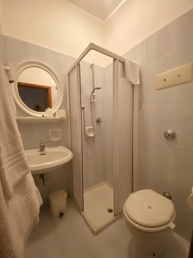 *** Hotel Locanda Del Boscaiolo Monasterolo del Castello Italia